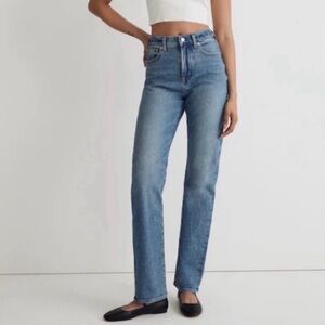 Madewell 90's Straight Jean, medium
Blue wash size 25
